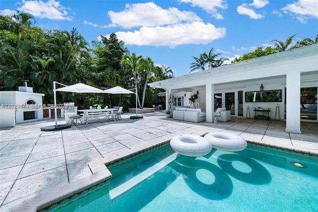 
                            Property Image 85