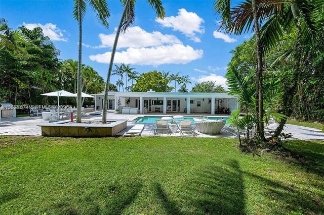 
                            Property Image 90