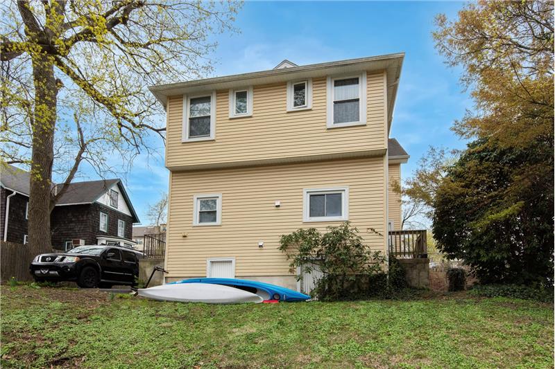 131-133 Pennsylvania Avenue, Wayne Rear Exterior