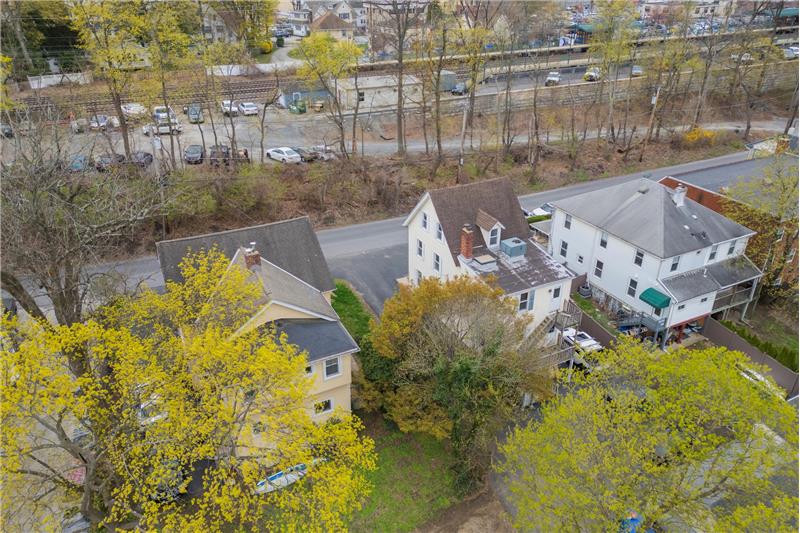 129, 131-133 Pennsylvania Avenue, Wayne Aerial Views