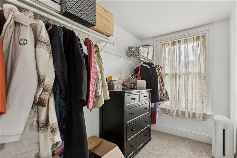 131 Pennsylvania Avenue, Wayne Walk-In Closet