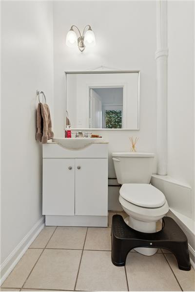 131 Pennsylvania Avenue, Wayne Powder Room
