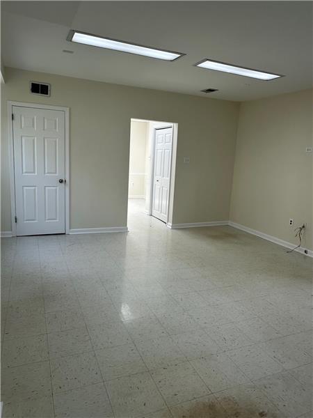 129 Pennsylvania Avenue, Wayne Office Space