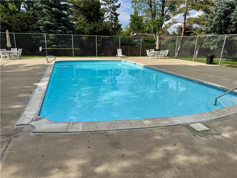 Community swimming pool is nearby