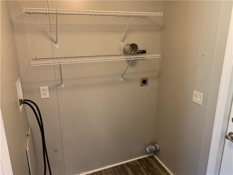 Laundry Room with hookups