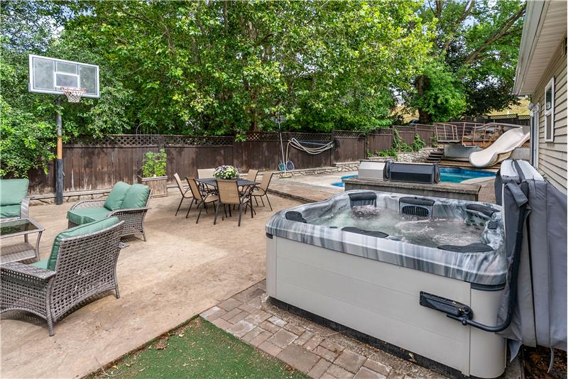 
                            Property Image 37