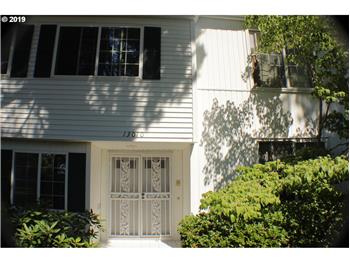 Primary listing photos for listing ID 546304