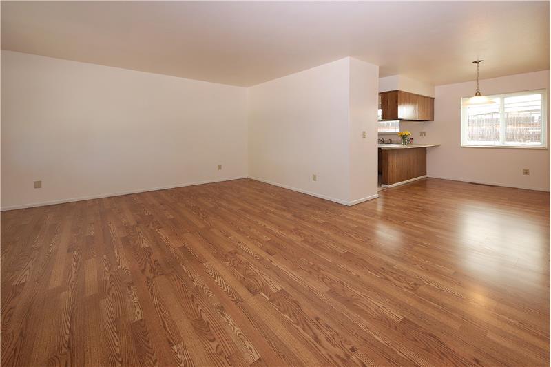 Bright and open ranch floor plan!