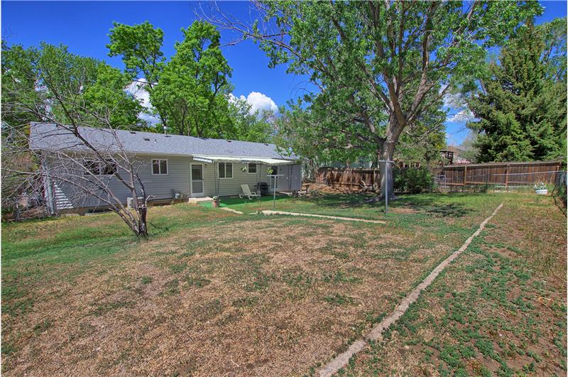 Plenty of outdoor space!