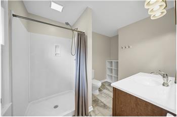 owner's bathrom