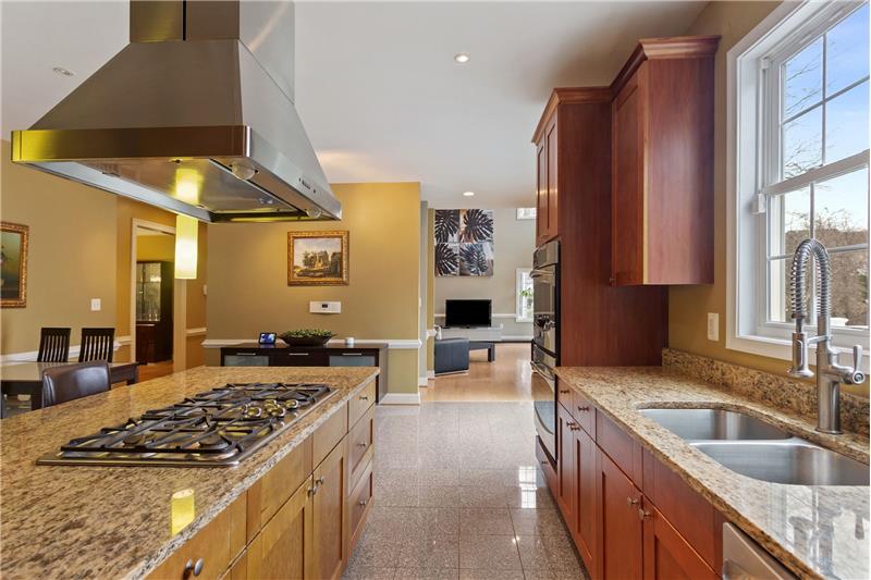 
                            Property Image 9