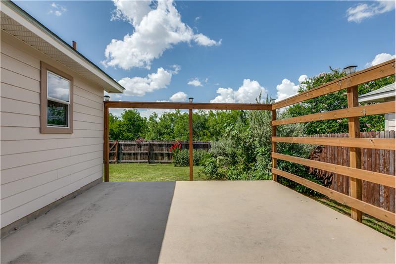 
                            Property Image 24