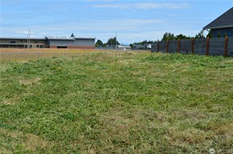 1340 Kamm Rd, Lynden, WA