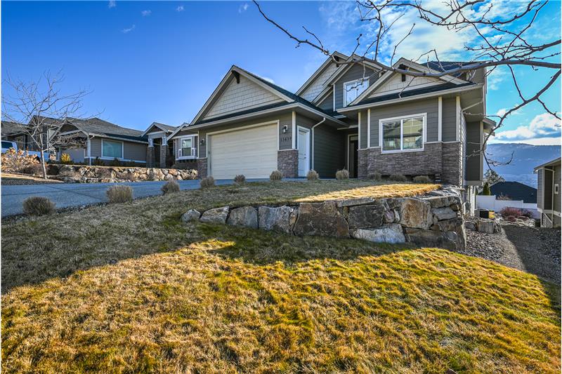 13439 Lakehill Dr