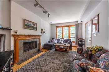 1351 N Wolcott Ave 1R, Chicago, IL