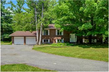 136 Grey Stone Drive, Carp, ON