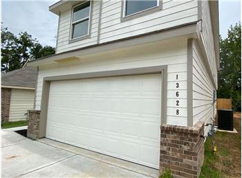 Primary listing photos for listing ID 609602
