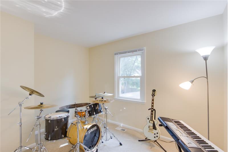 %th Bedroom
