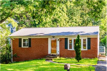 13805 Fulmer Dr, Chantilly, VA