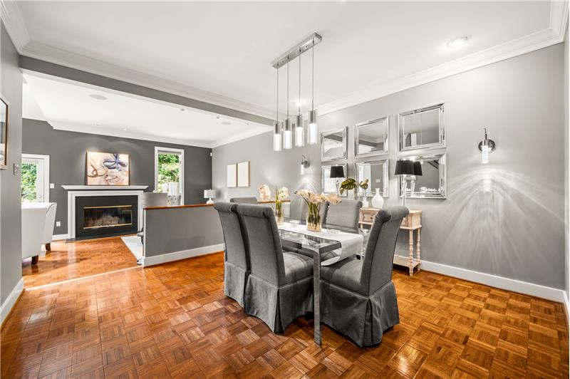 22 Greythorne Woods Circle - Dining Room