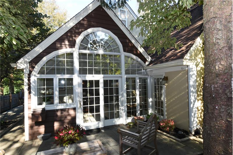 14 Ringneck - Exterior