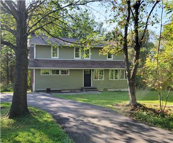 14 Waters PVT Dr, Stone Ridge, NY