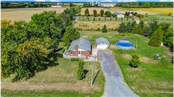 Primary listing photos for listing ID 642528