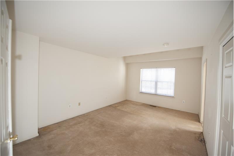 1402 Reagan Court Master Bedroom
