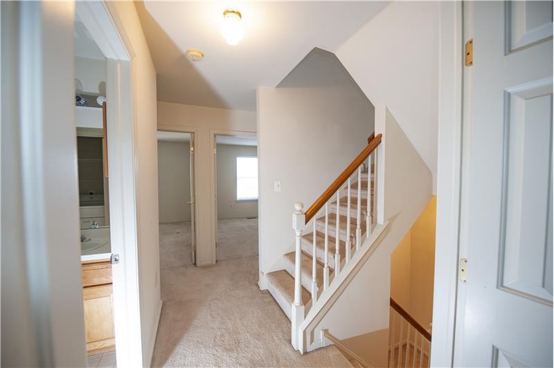 1402 Reagan Court Hallway