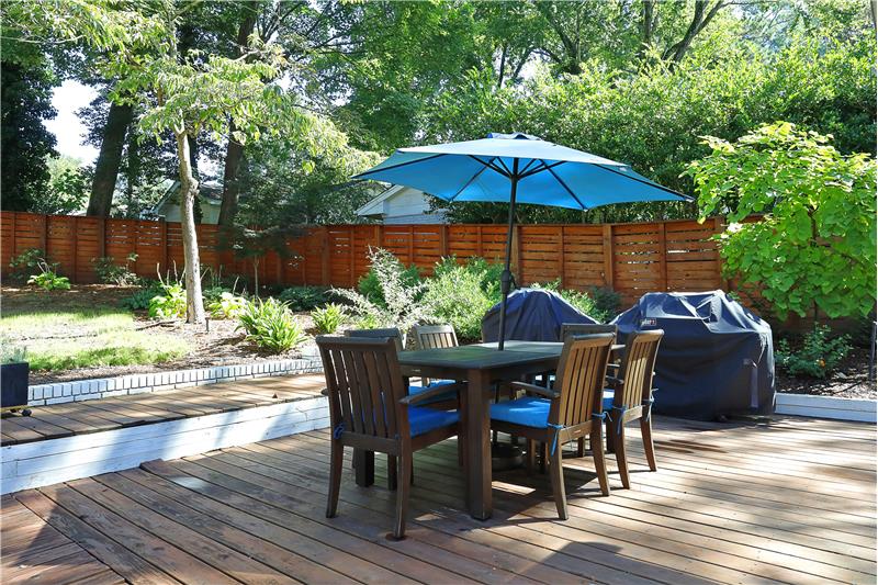 Outdoor Space - So Peacful