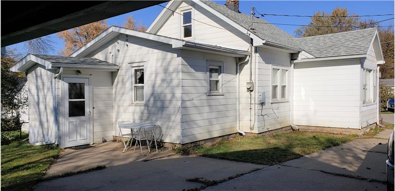 1414 Cornwall Ave
