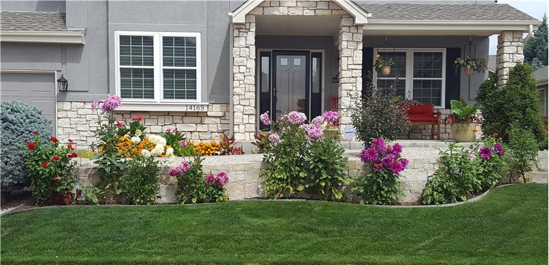 Summer-time photo - great curb appeal!