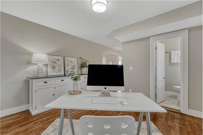 Main level office/bedroom