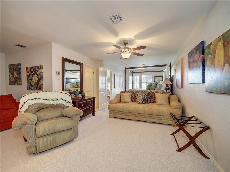 Bedroom 3 with living area and en-suite bath plus bonus room