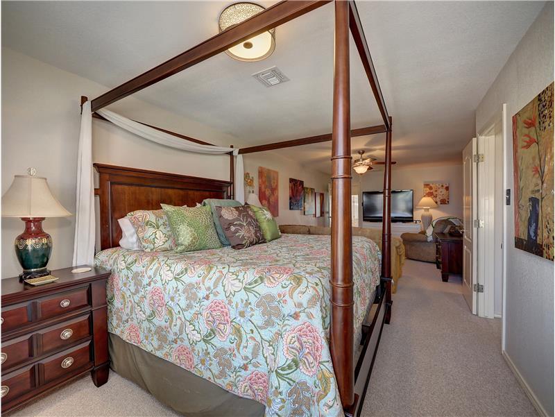 Bedroom 3 with living area and en-suite bath plus bonus room