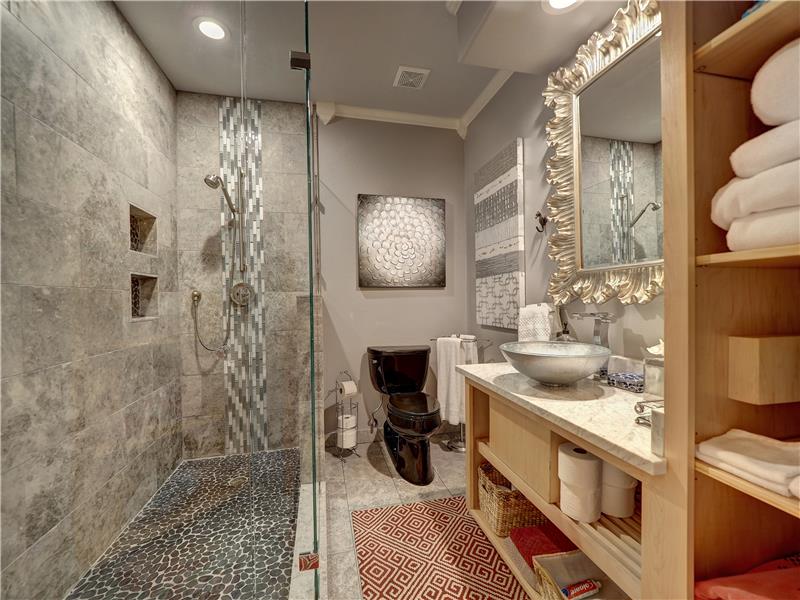 Bath 5 in quest quarters off garage