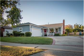 Primary listing photos for listing ID 574421