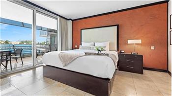 1437 Collins Ave 327, Miami Beach, FL
