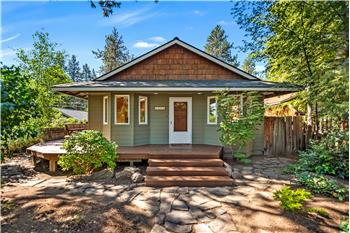 1449 NW Lexington Ave, Bend, OR