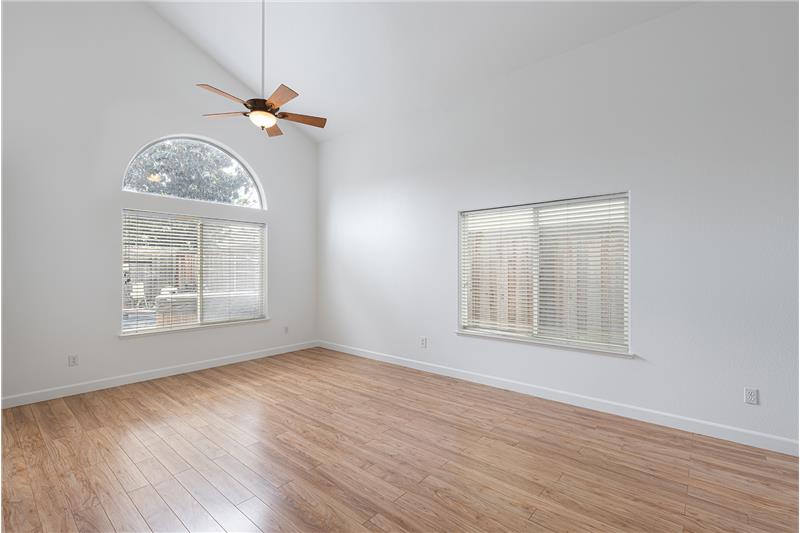 Dining Room / Living Room