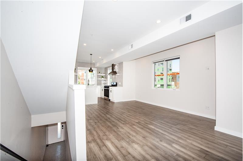 1463 N Corlies Street B Living/Dining Room