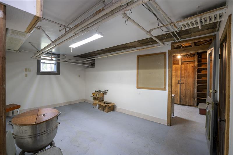 
                            Property Image 73