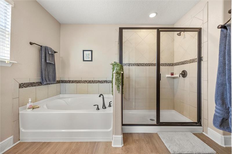 Primary En Suite Bath