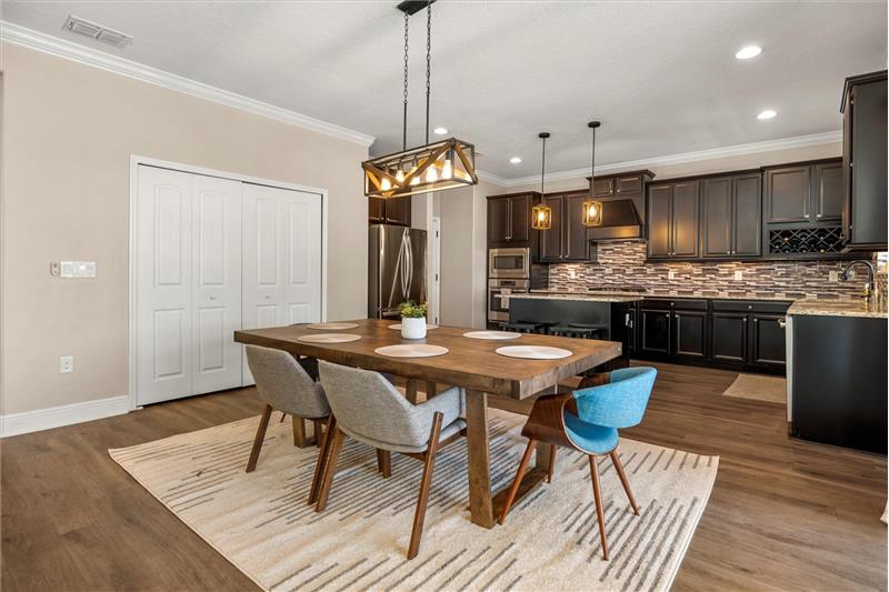Dinette Area of Kitchen 