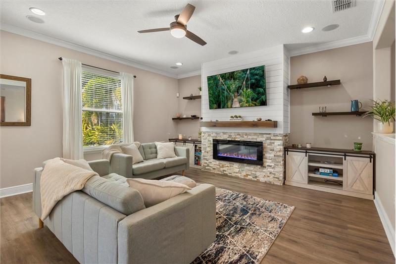Living Room with Decorative Electric Fireplace