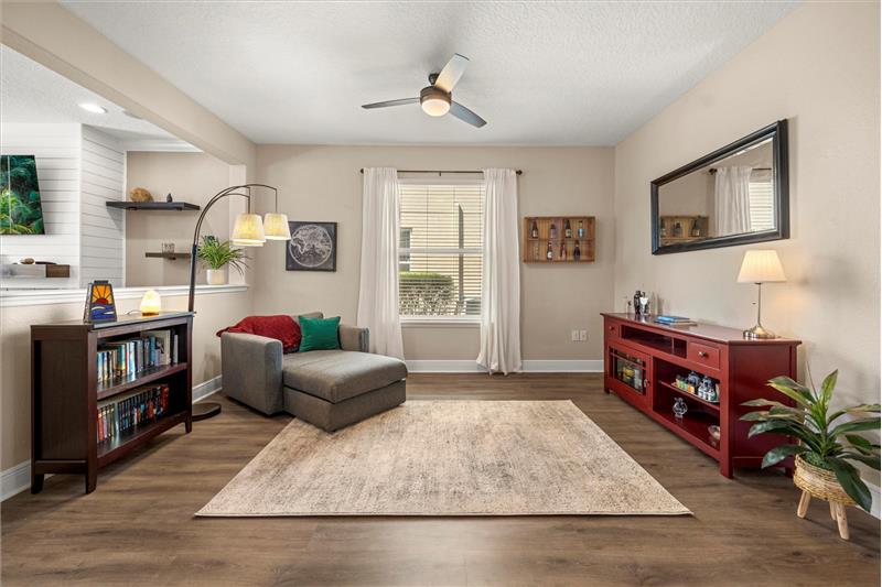 Dining Room/Flex Space