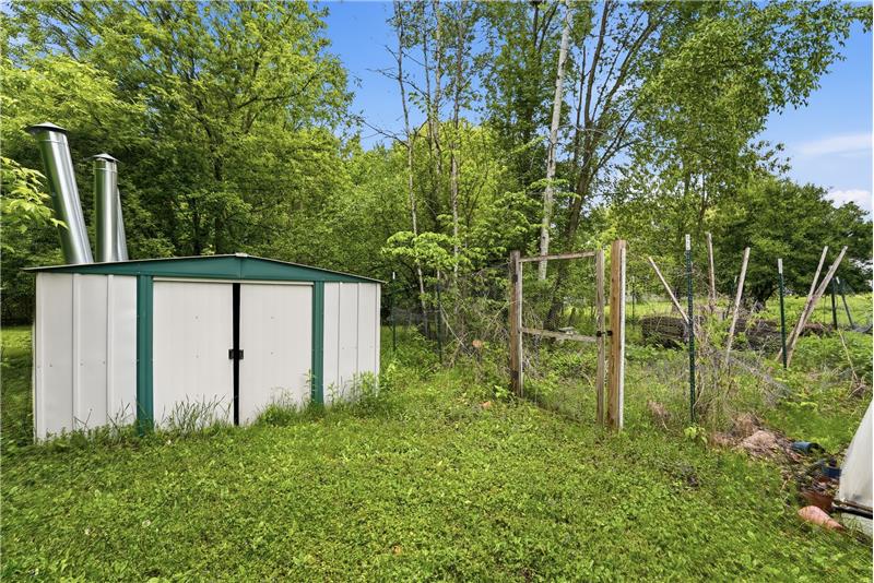 
                            Property Image 64