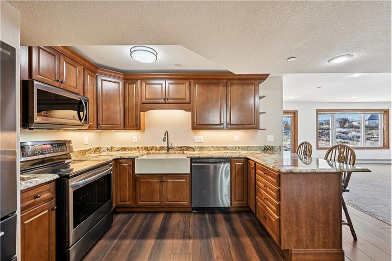 Kitchen - all appliances included