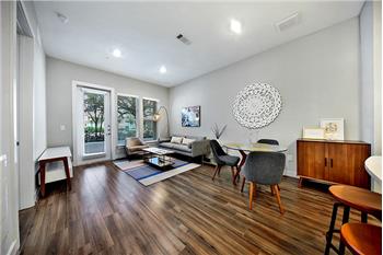 Primary listing photos for listing ID 555424