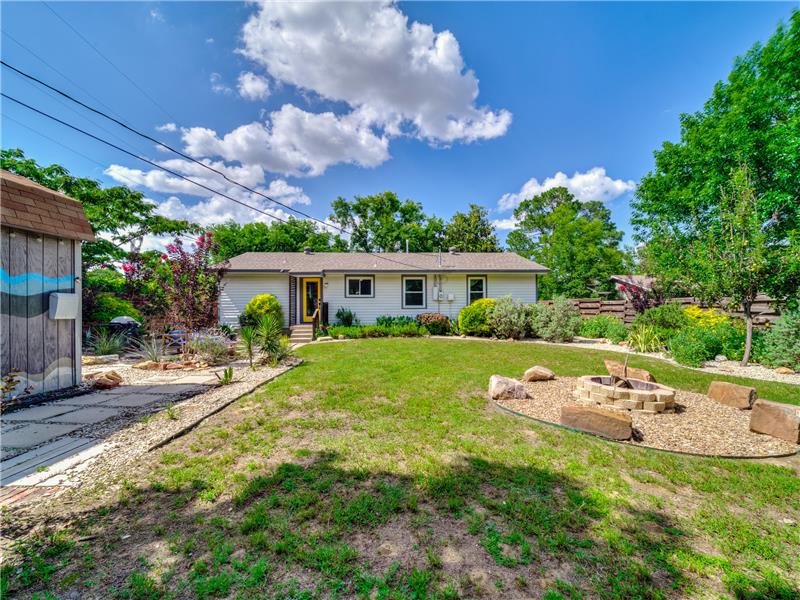 Completely private HUGE backyard